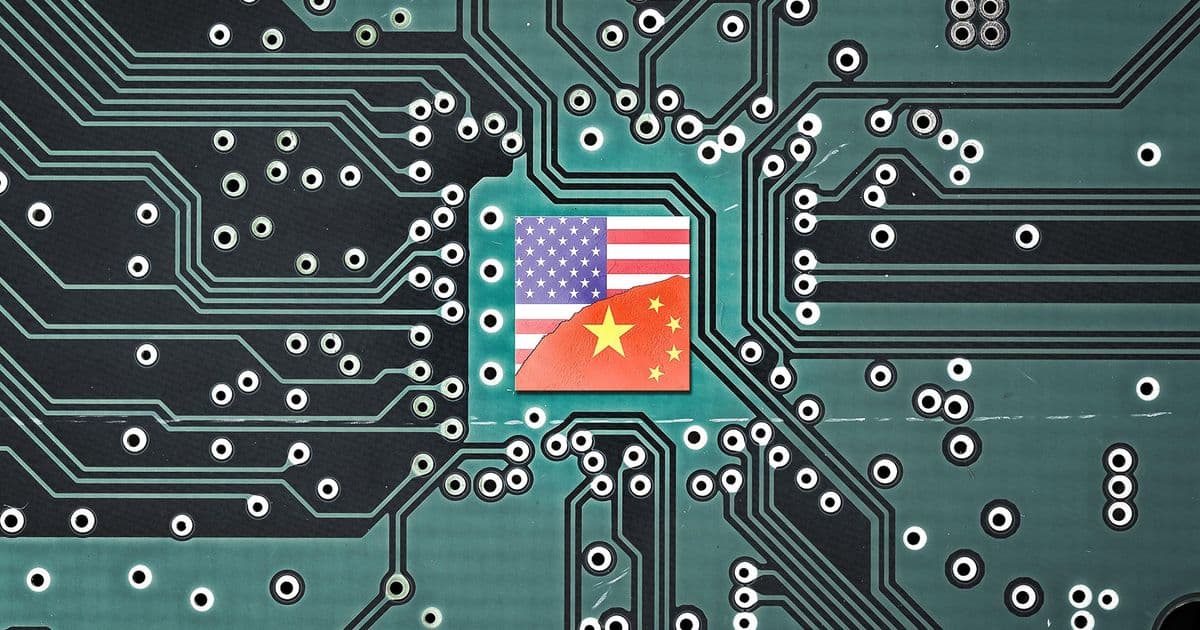 The New Cold War: US Urged to Form ‘Manhattan Project’ for AGI